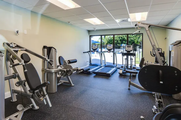 $5,500 | 145 South Ocean Avenue, Unit 808, Palm Beach Shores, FL 33404