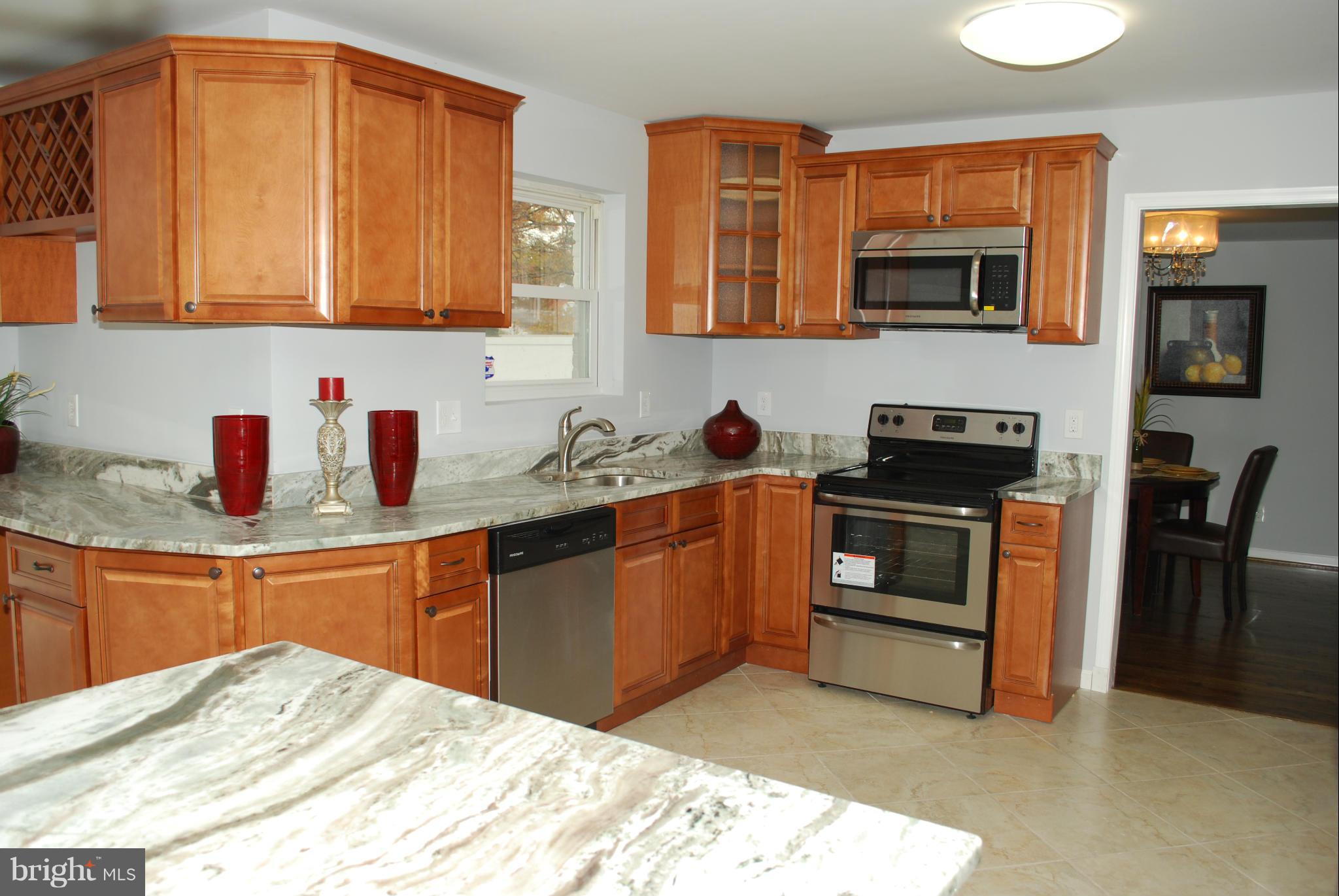 7208 Riverdale Road Lanham, MD 20706 - Photo 2 of 28 Kitchen