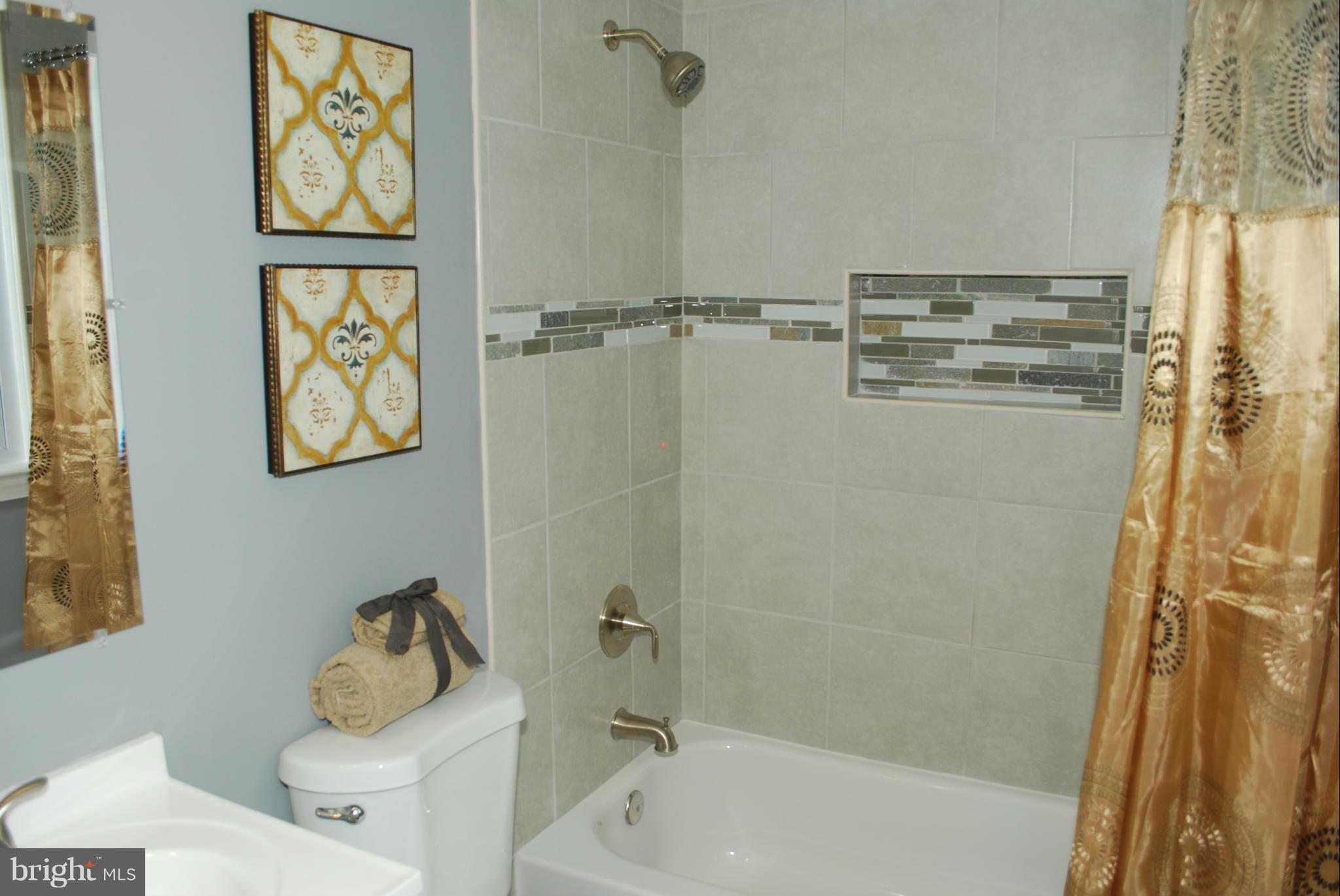 7208 Riverdale Road Lanham, MD 20706 - Photo 17 of 28 Bath