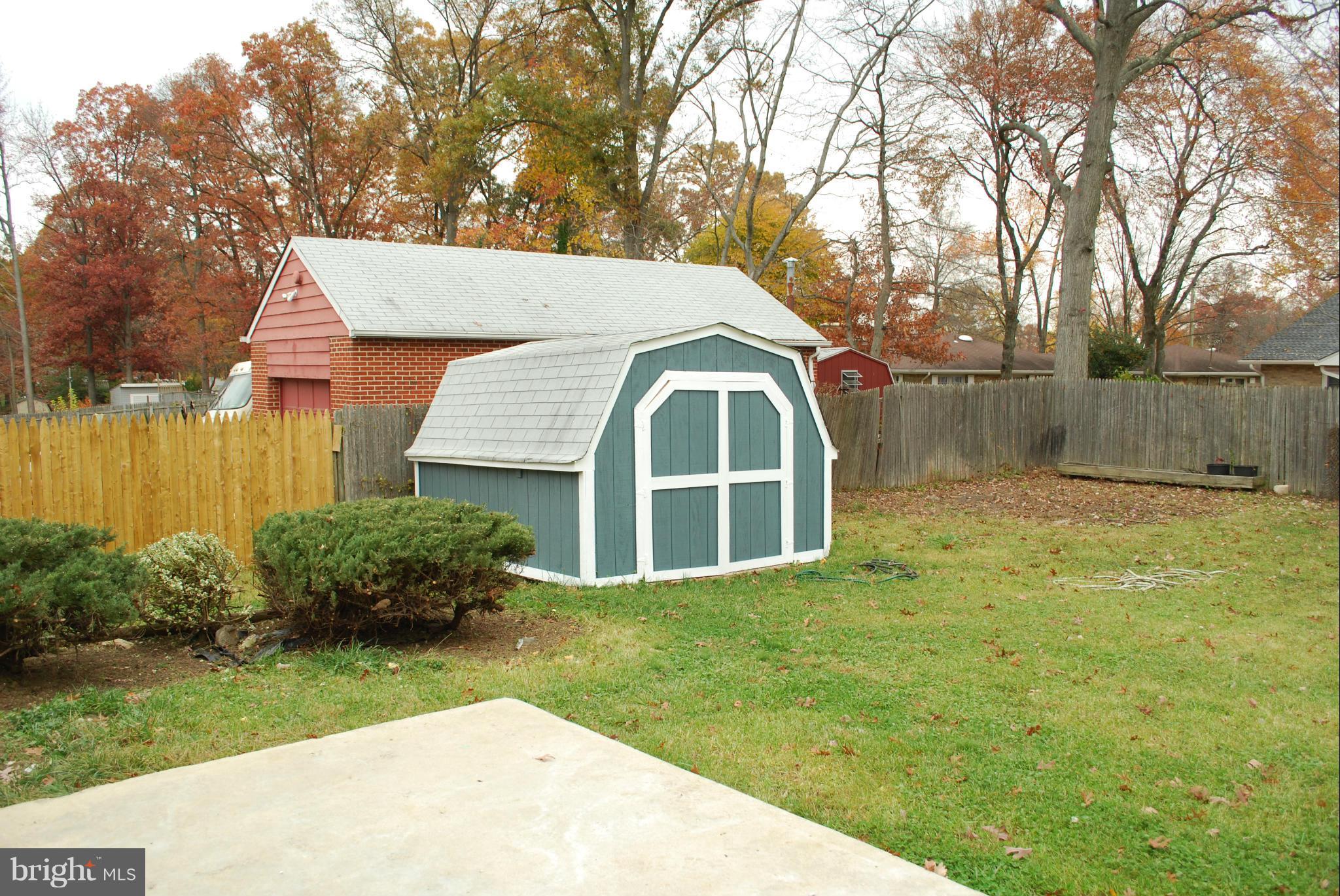 7208 Riverdale Road Lanham, MD 20706 - Photo 22 of 28 Exterior (Rear)