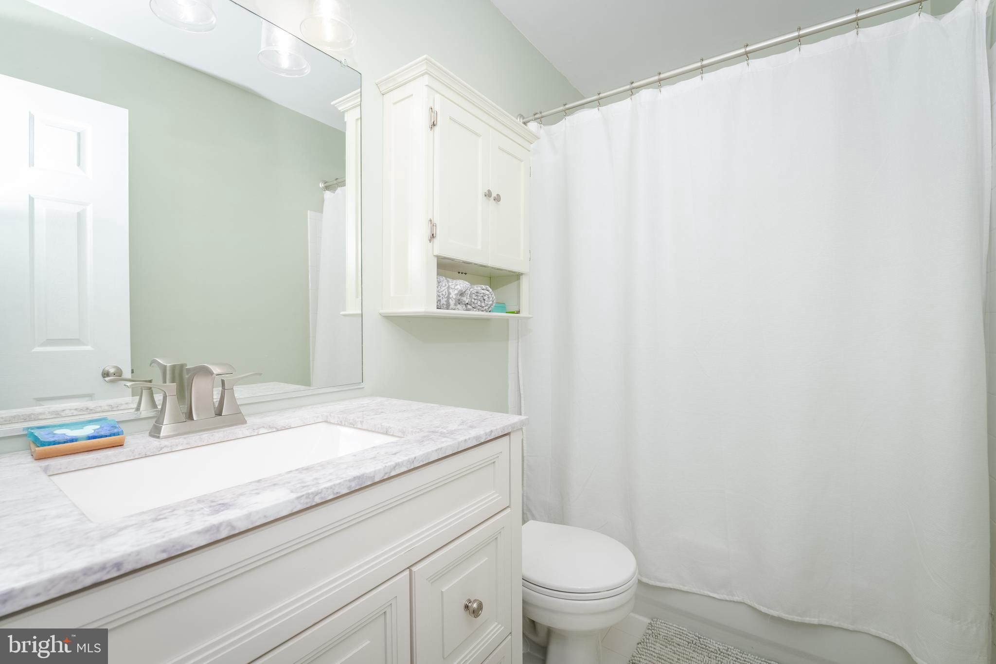 7 Camrose Court Rosedale, MD 21237 - Photo 37 of 59 Bathroom 2