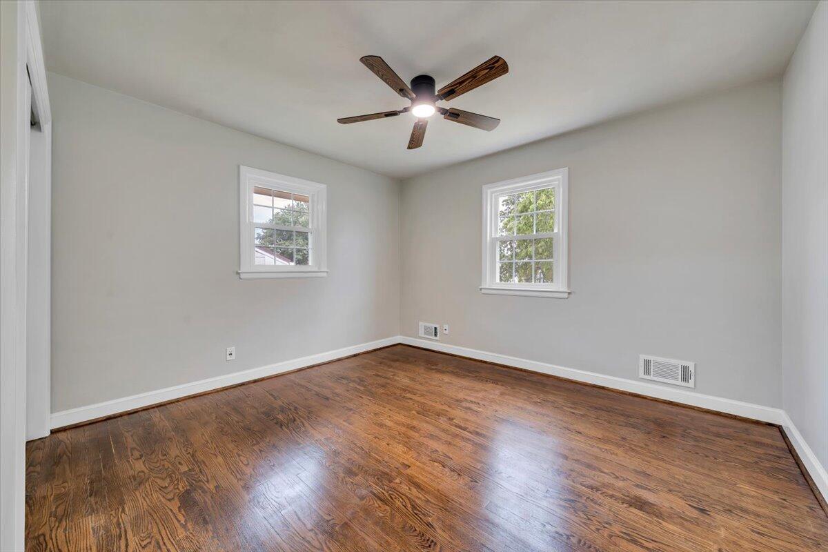 3308 Frontier Road Northwest Roanoke, VA 24012 - Photo 14 of 37 18-MIB01316-R5