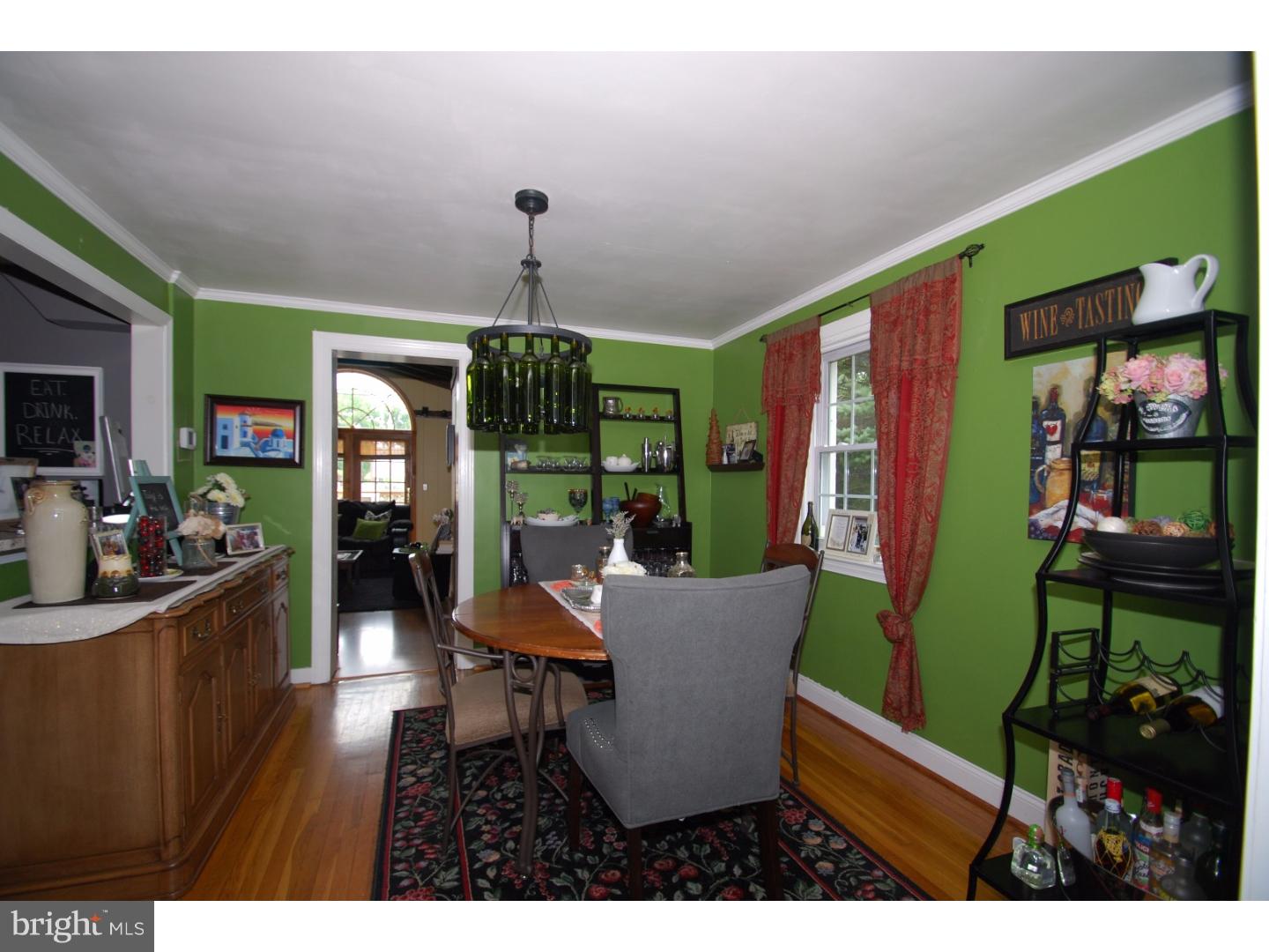 548 Holmes Road Morton, PA 19070 - Photo 3 of 16 Gallery Image 3