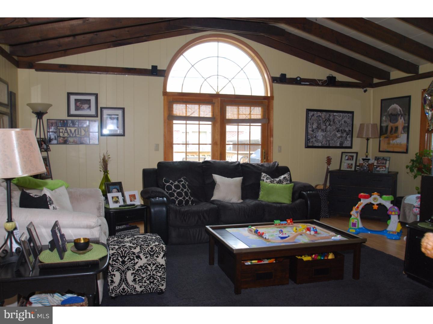 548 Holmes Road Morton, PA 19070 - Photo 8 of 16 Gallery Image 8