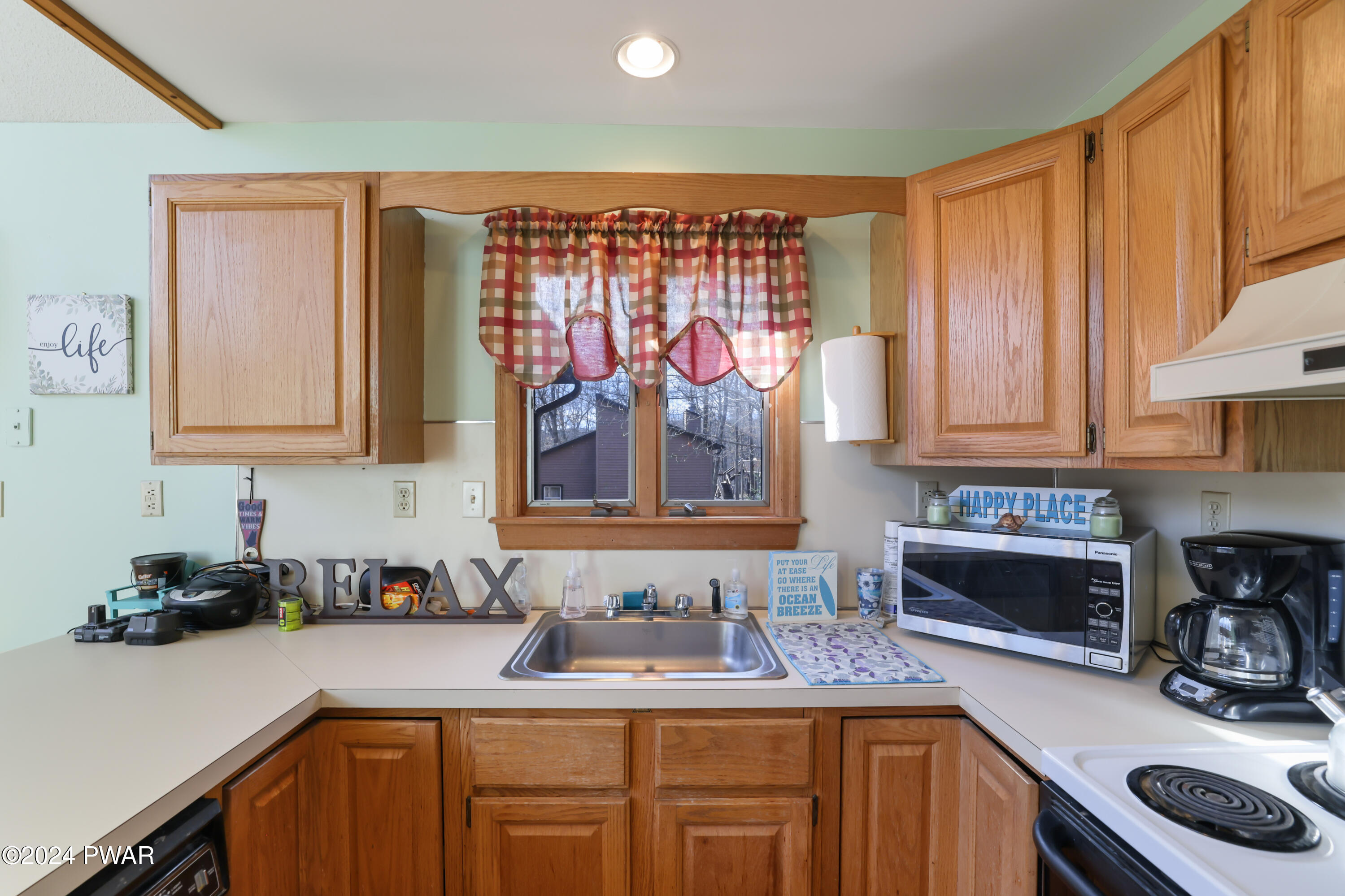 103 Laurel Road Lackawaxen, PA 18435 - Photo 9 of 37