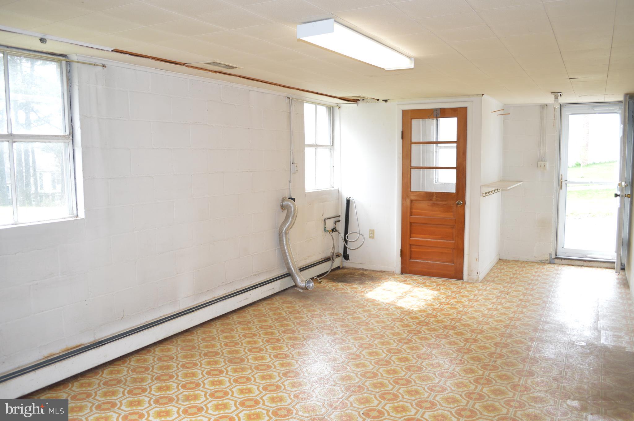 452 Uniontown Road Westminster, MD 21158 - Photo 16 of 28 Lower Level Laundry Area