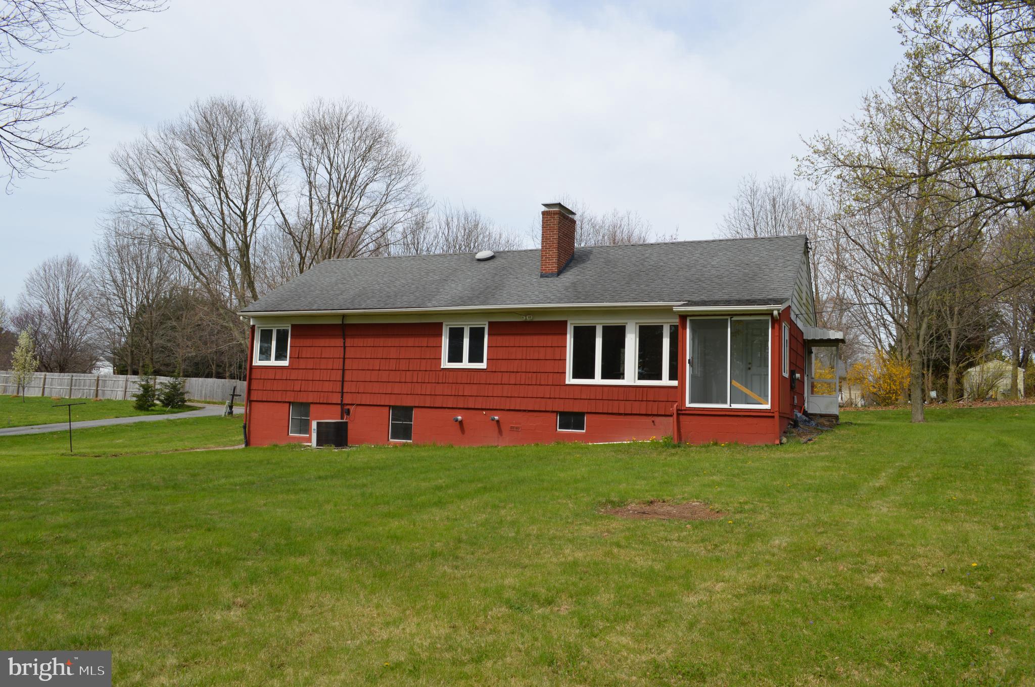 452 Uniontown Road Westminster, MD 21158 - Photo 27 of 28 Back of House