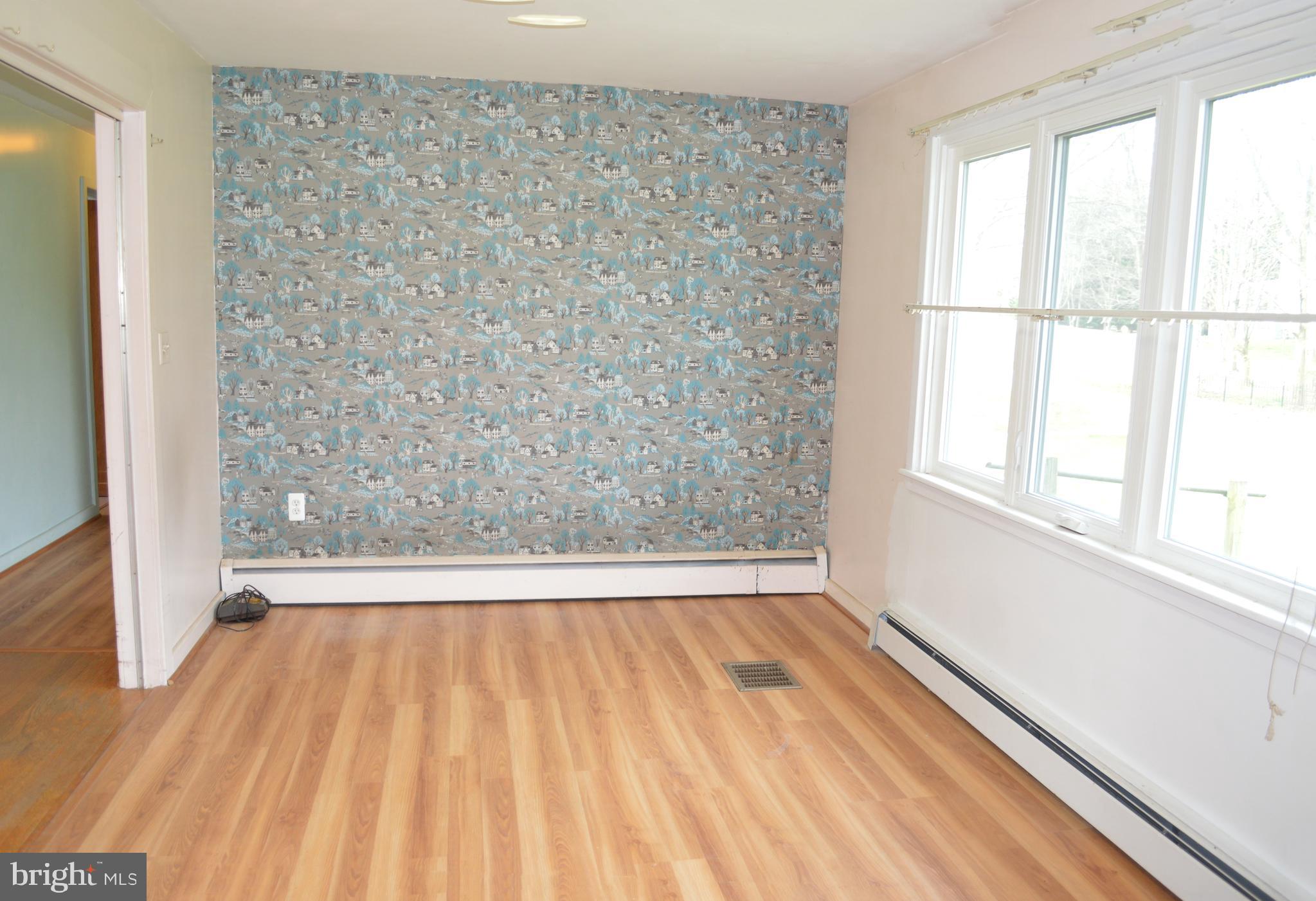 452 Uniontown Road Westminster, MD 21158 - Photo 6 of 28 Dining Area