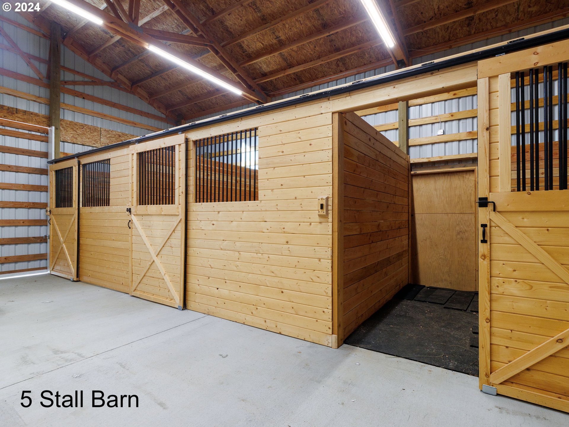 23907 Northeast Weakley Road Camas, WA 98607 - Photo 39 of 48 Barn