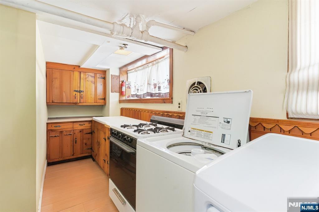 115 Spruce Street Bloomfield, NJ 07003 - Photo 13 of 17