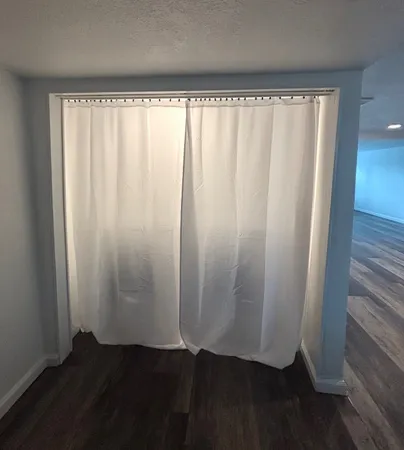 $1,999 | 5515 Avenue R, Galveston, TX 77551