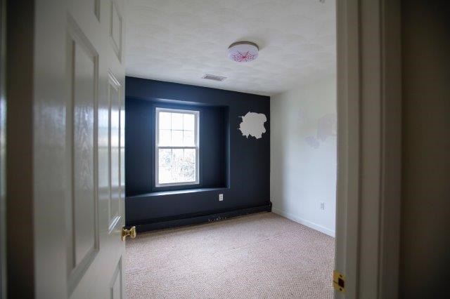 83 Whiting Street Cranston, RI 02920 - Photo 12 of 20