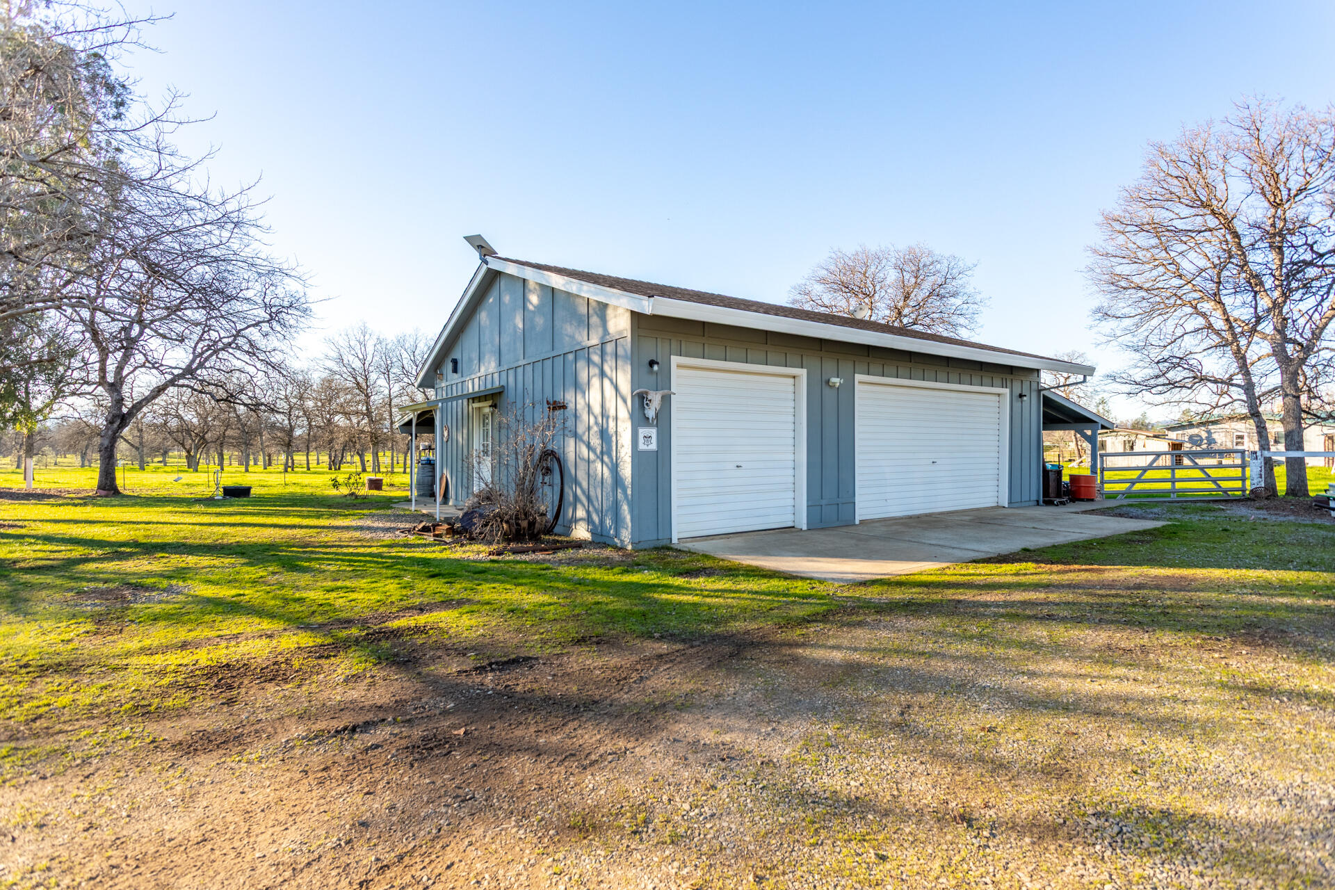 11670 Homestead Lane Redding, CA 96003 - Photo 20 of 41 IMG_8429-HDR