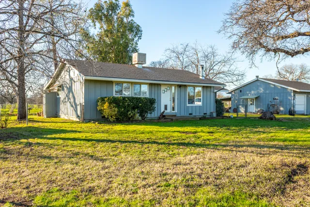 $400,000 | 11670 Homestead Lane, Redding, CA 96003