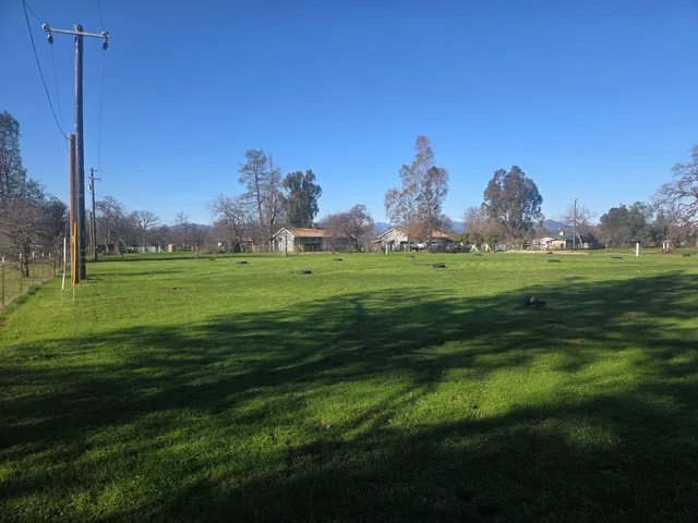 $400,000 | 11670 Homestead Lane, Redding, CA 96003