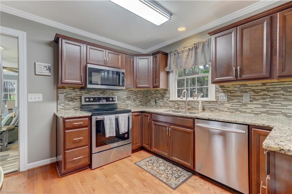421 Aspen Road Reidsville, NC 27320 - Photo 17 of 49 Gallery Image 17