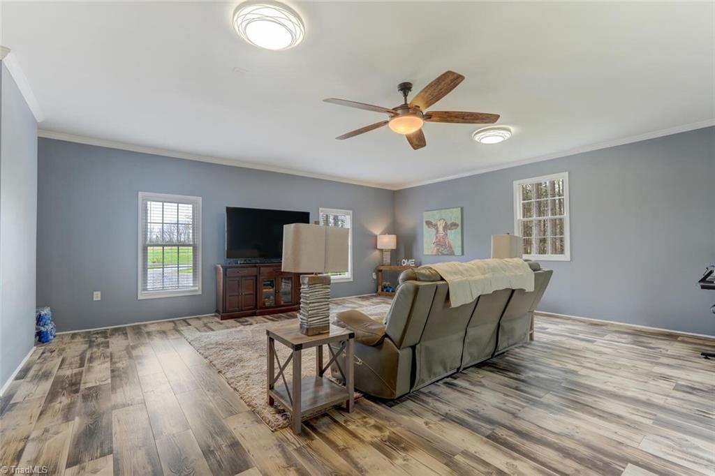 421 Aspen Road Reidsville, NC 27320 - Photo 20 of 49 Gallery Image 20