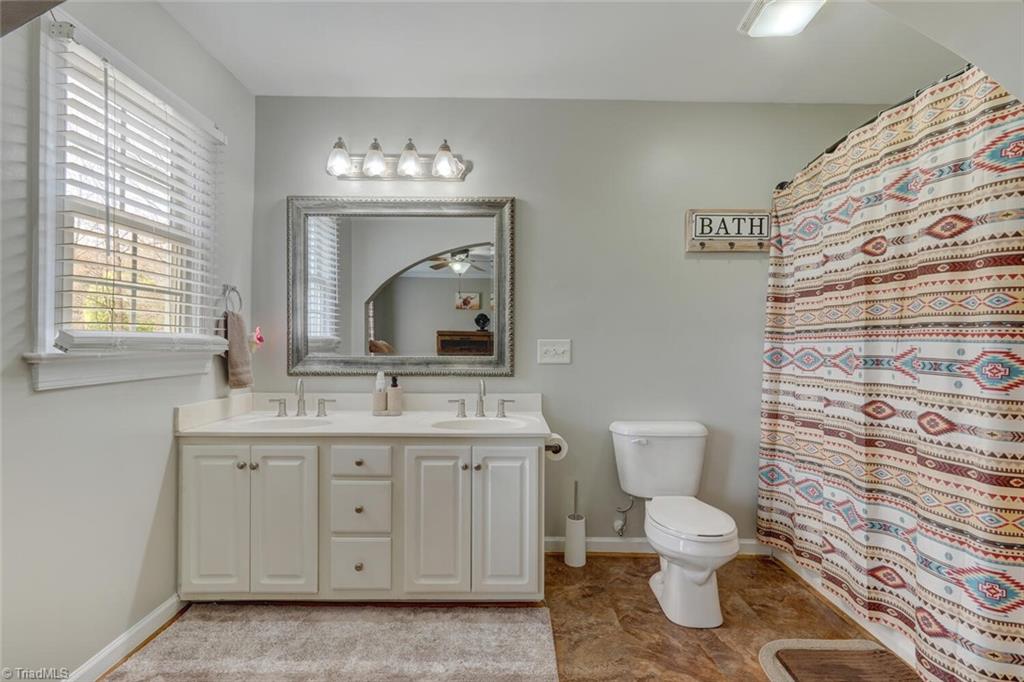 421 Aspen Road Reidsville, NC 27320 - Photo 25 of 49 Gallery Image 25