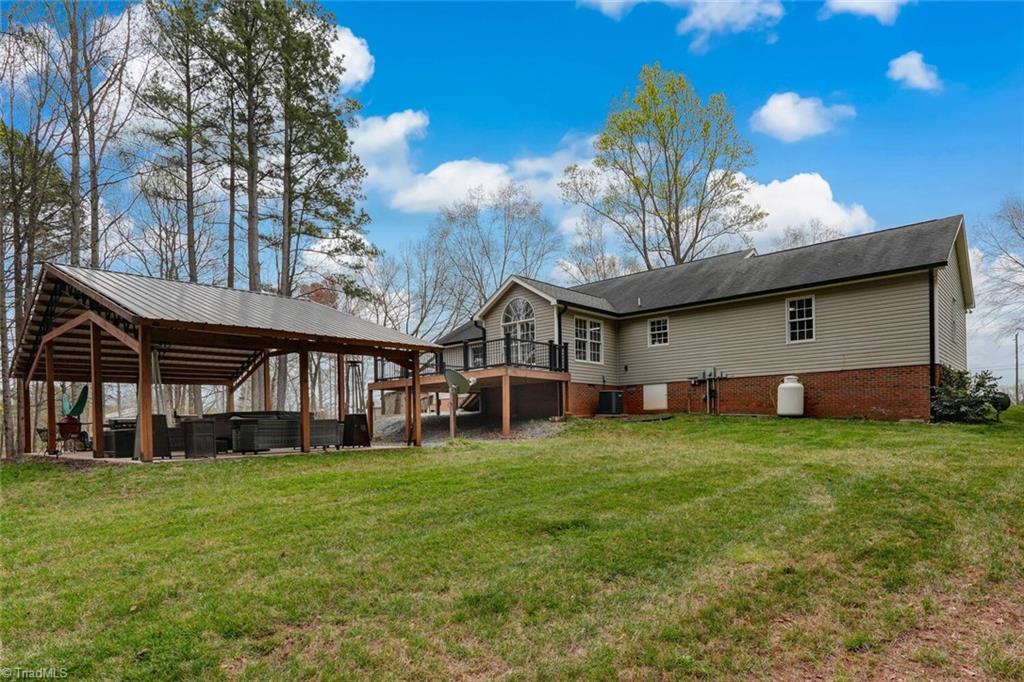 421 Aspen Road Reidsville, NC 27320 - Photo 38 of 49 Gallery Image 38