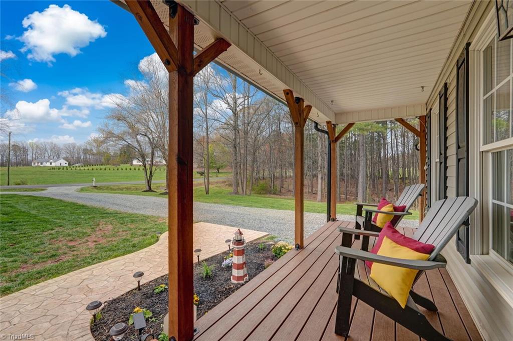 421 Aspen Road Reidsville, NC 27320 - Photo 10 of 49 Gallery Image 10