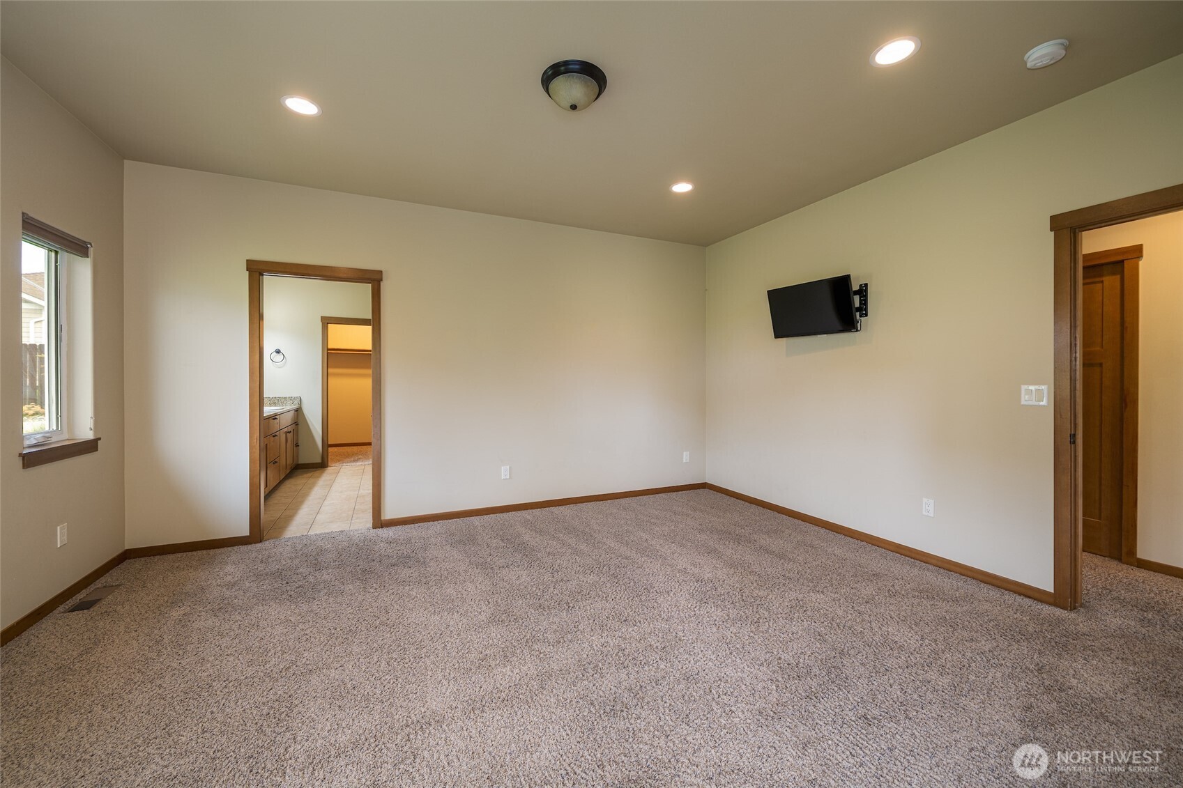 406 Ridgewood Drive Manson, WA 98831 - Photo 8 of 32 Gallery Image 8