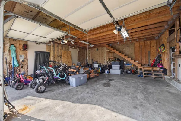 $469,999 | 566 Jacobs Road, Orleans, IN 47452