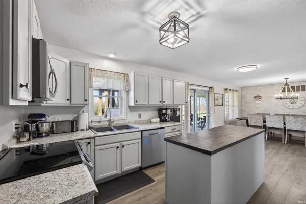 $469,999 | 566 Jacobs Road, Orleans, IN 47452