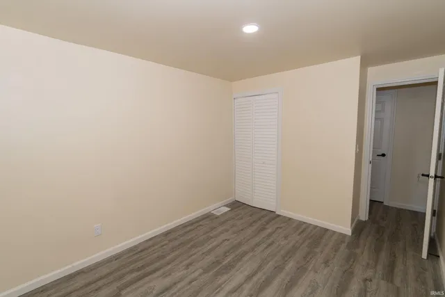 $199,000 | 932 South Lombardy Drive, South Bend, IN 46619