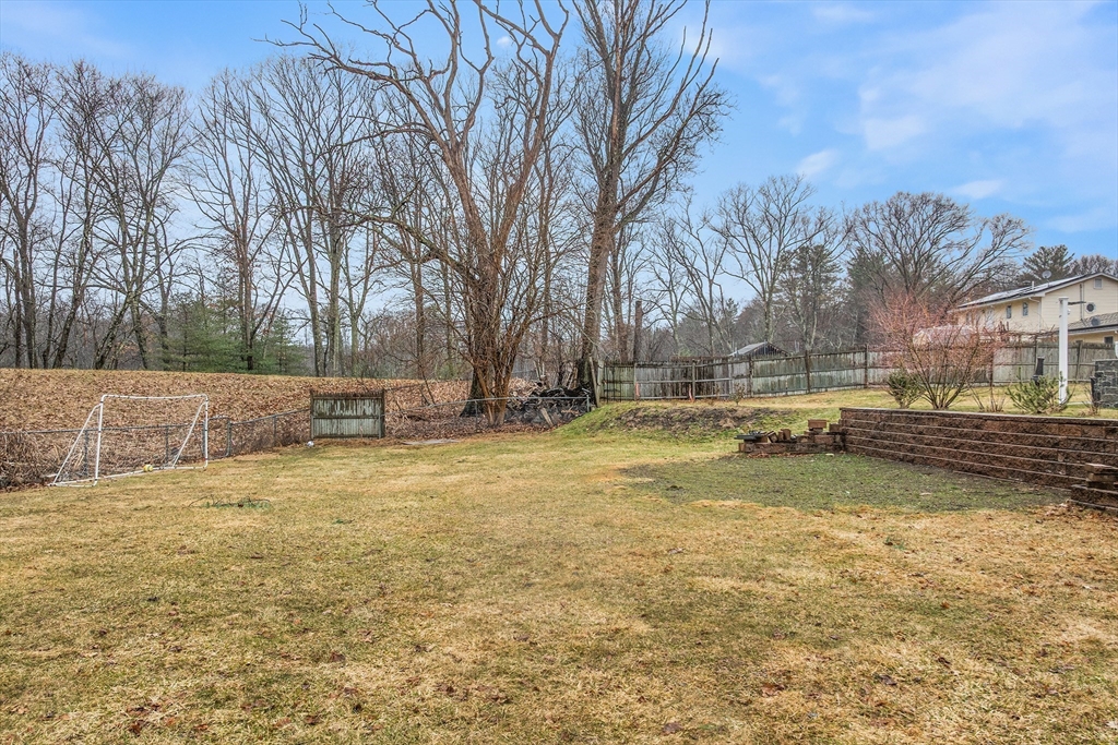 104 Southwest Cutoff Northborough, MA 01532 - Photo 28 of 28