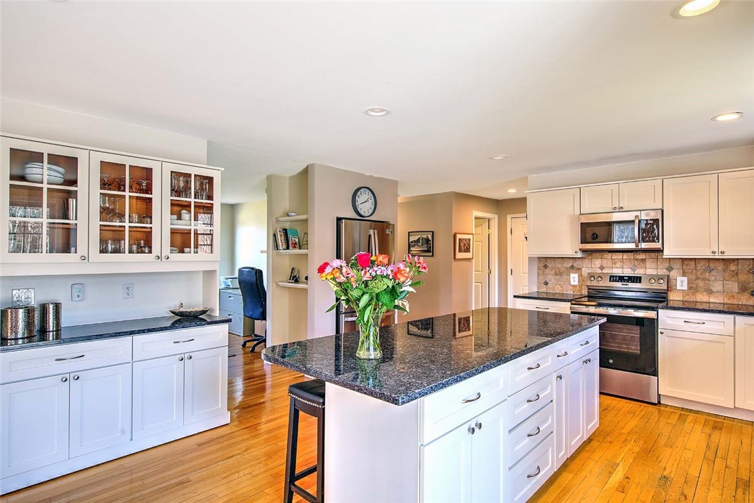 59 Intrepid Lane Jamestown, RI 02835 - Photo 12 of 36