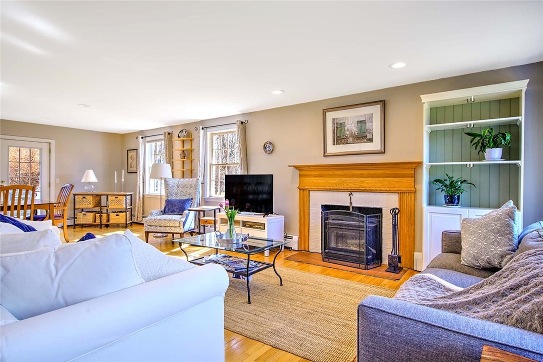 59 Intrepid Lane Jamestown, RI 02835 - Photo 4 of 36