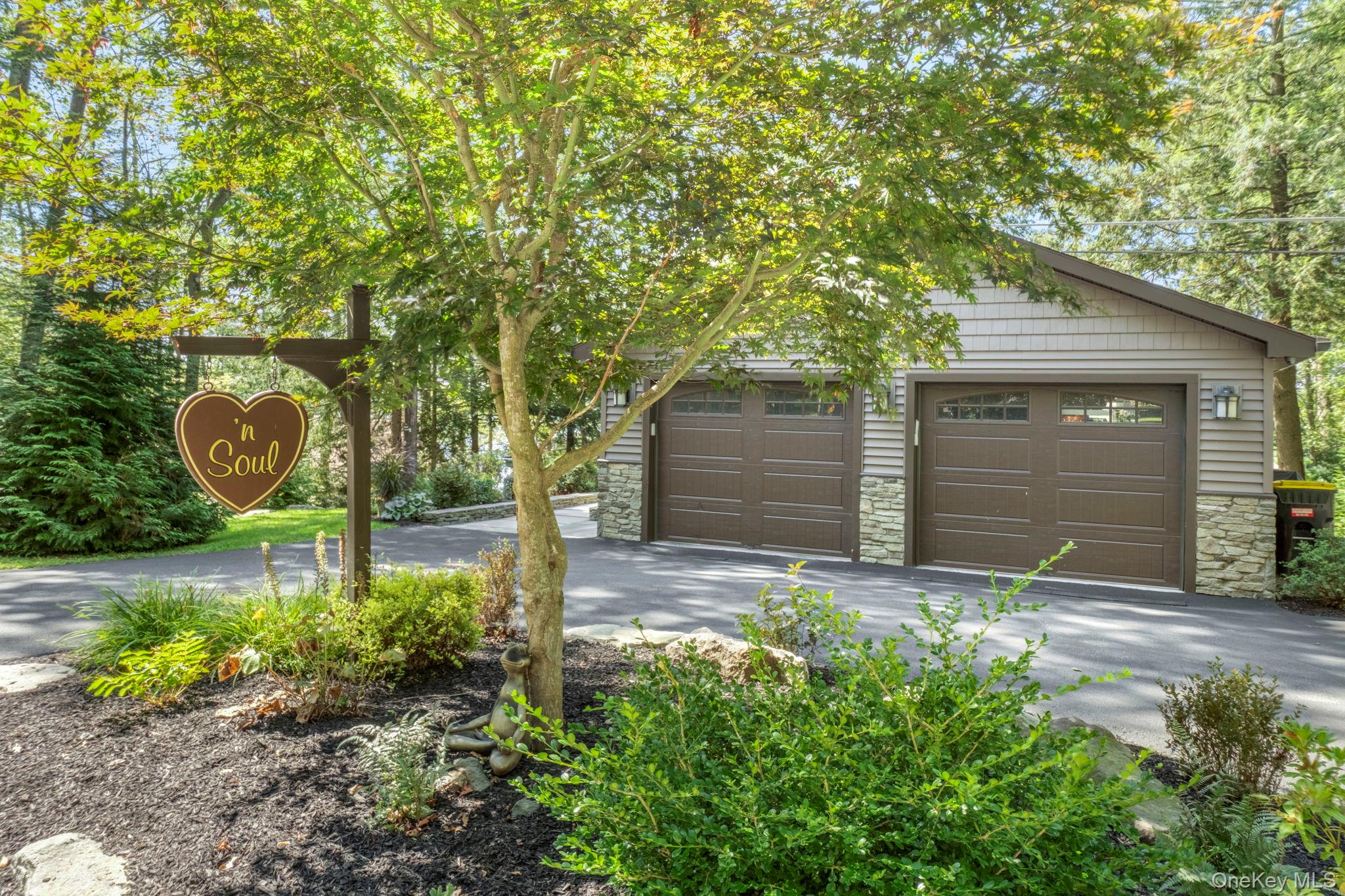 178 Canal Road Wurtsboro, NY 12790 - Photo 4 of 50