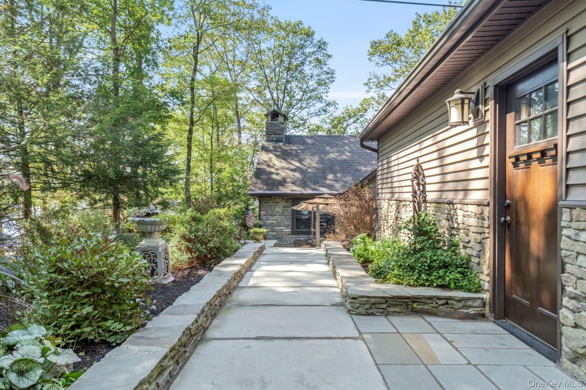 178 Canal Road Wurtsboro, NY 12790 - Photo 5 of 50