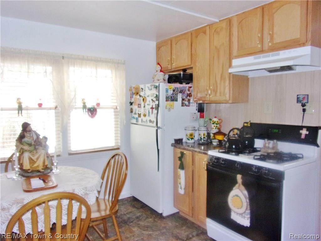 1160 East Frances Road Mount Morris, MI 48458 - Photo 4 of 27