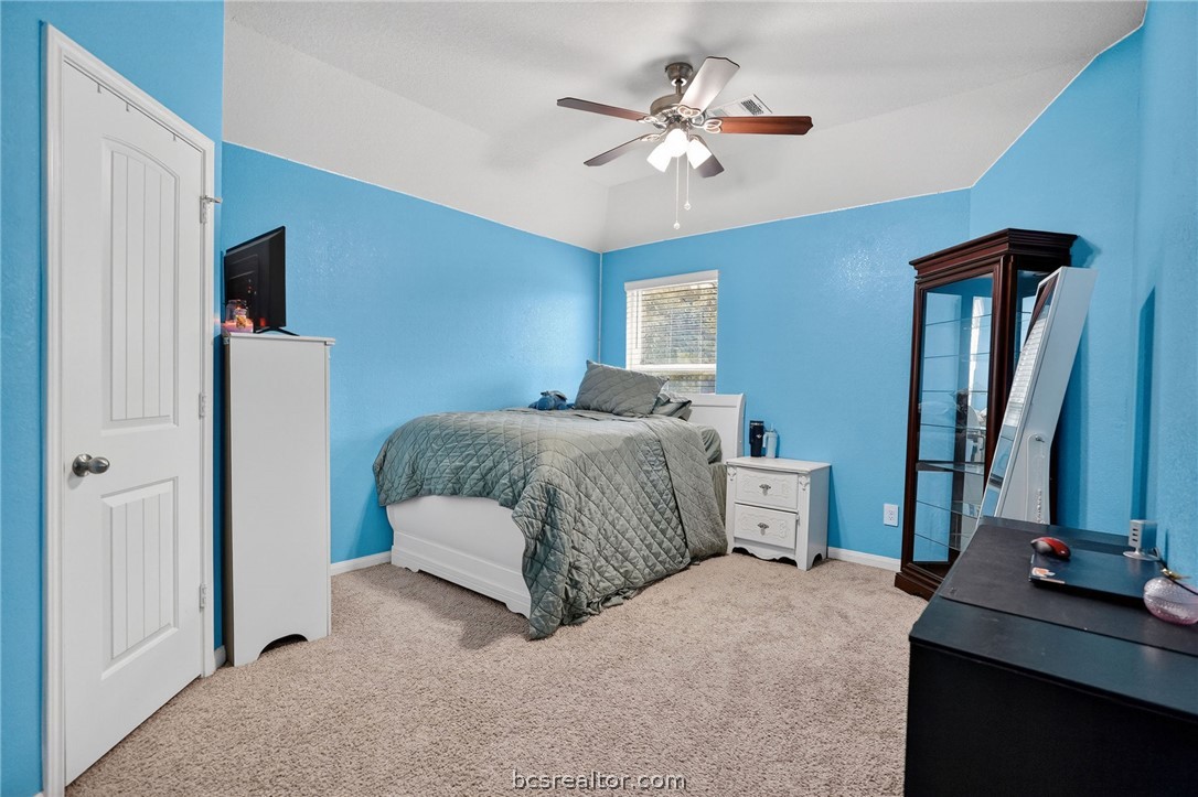4718 Milagro Loop Bryan, TX 77807 - Photo 29 of 39