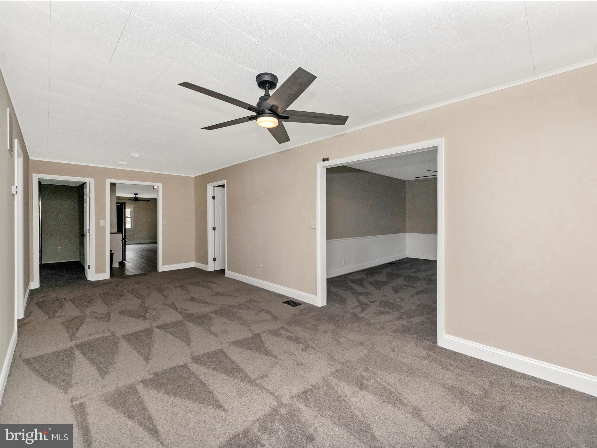 9083 Old Scaggsville Road Laurel, MD 20723 - Photo 8 of 54 Family Room