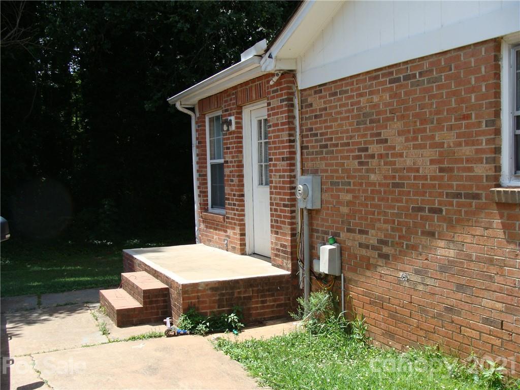 6409 Williams Road Charlotte, NC 28215 - Photo 3 of 6 Gallery Image 3