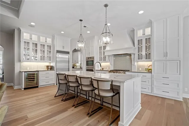 $1,300,000 | 9259 Deer Run Street, Lenexa, KS 66220