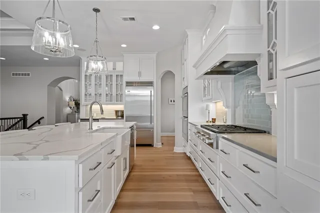 $1,300,000 | 9259 Deer Run Street, Lenexa, KS 66220