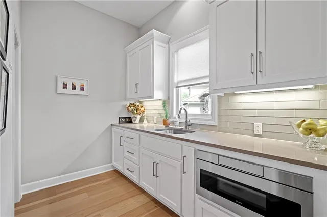 $1,300,000 | 9259 Deer Run Street, Lenexa, KS 66220