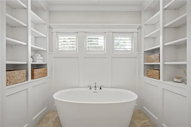 $1,300,000 | 9259 Deer Run Street, Lenexa, KS 66220