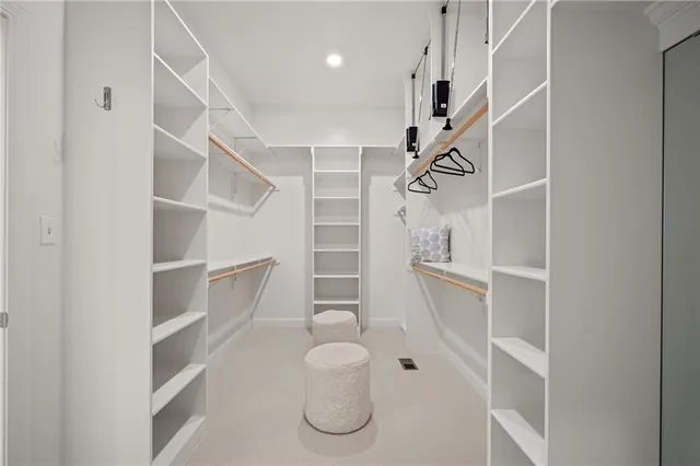 $1,300,000 | 9259 Deer Run Street, Lenexa, KS 66220