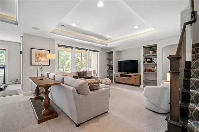 $1,275,000 | 9259 Deer Run Street, Lenexa, KS 66220