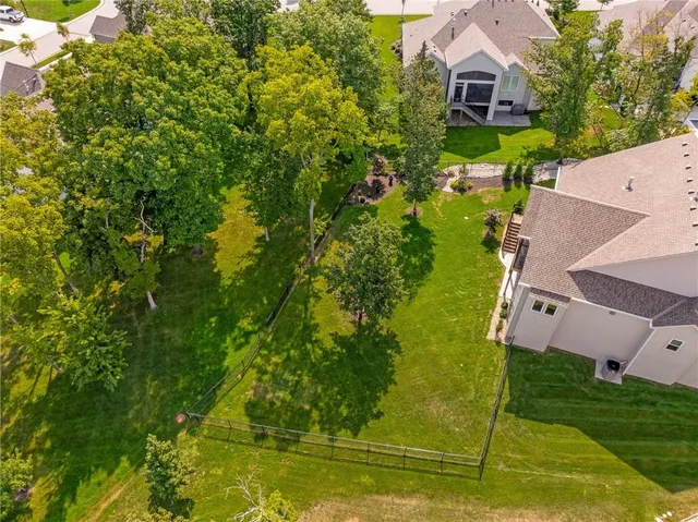 $1,300,000 | 9259 Deer Run Street, Lenexa, KS 66220