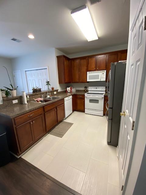 236 Westbrooke Road Summerville, SC 29486 - Photo 7 of 19 Kitchen