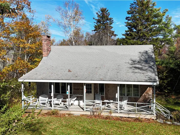 $665,000 | 9 Blinn Road, New Harbor, ME 04554