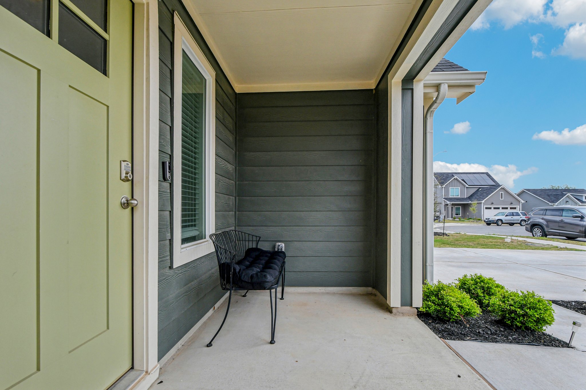 519 Sandringham Loop Kyle, TX 78640 - Photo 5 of 32 Porch featuring a residential view