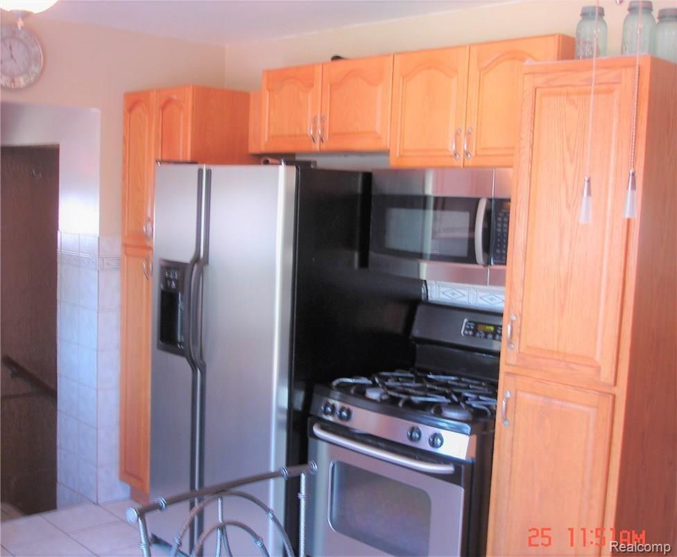 kitchen 3.JPG