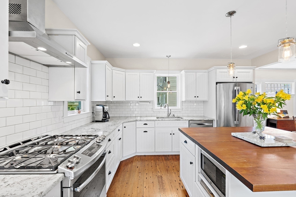 18 O'Neil Street Hudson, MA 01749 - Photo 10 of 40