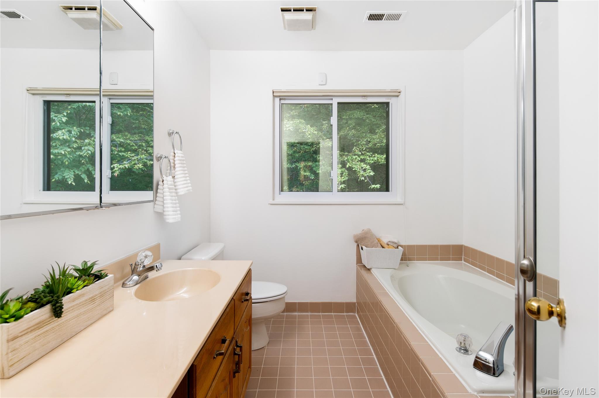 110 Woods End Road Chappaqua, NY 10514 - Photo 19 of 30